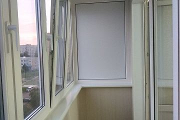 Теплое остекление и отделка балкона 4м2