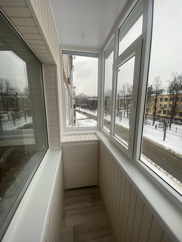 Теплое остекление и отделка балкона 6м2